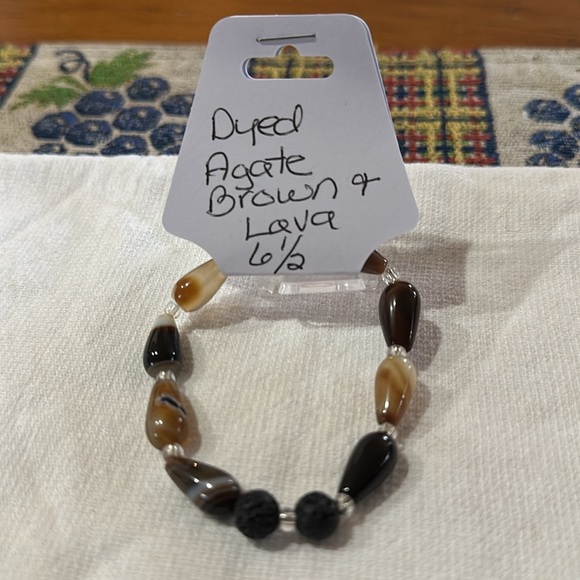 Pretty Hand Crafted Dyed Brown Agate and Lava Stretch Bracelet - Picture 2 of 9